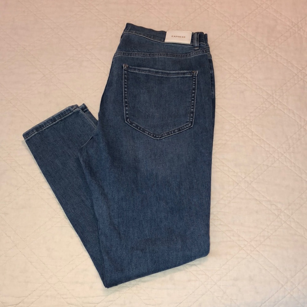 Express High Ride Skinny Jean